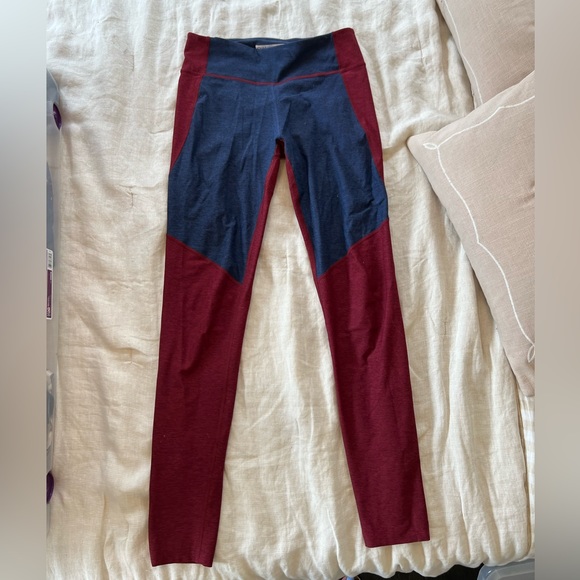 Outdoor Voices Blue/Red Leggings - Picture 2 of 4